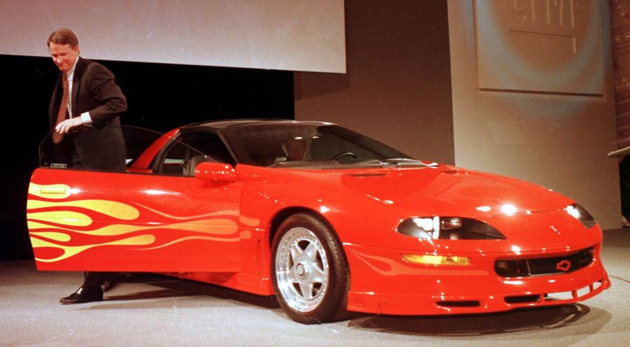  Chevrolet Camaro 1993 года  (фото 14 из 15)
